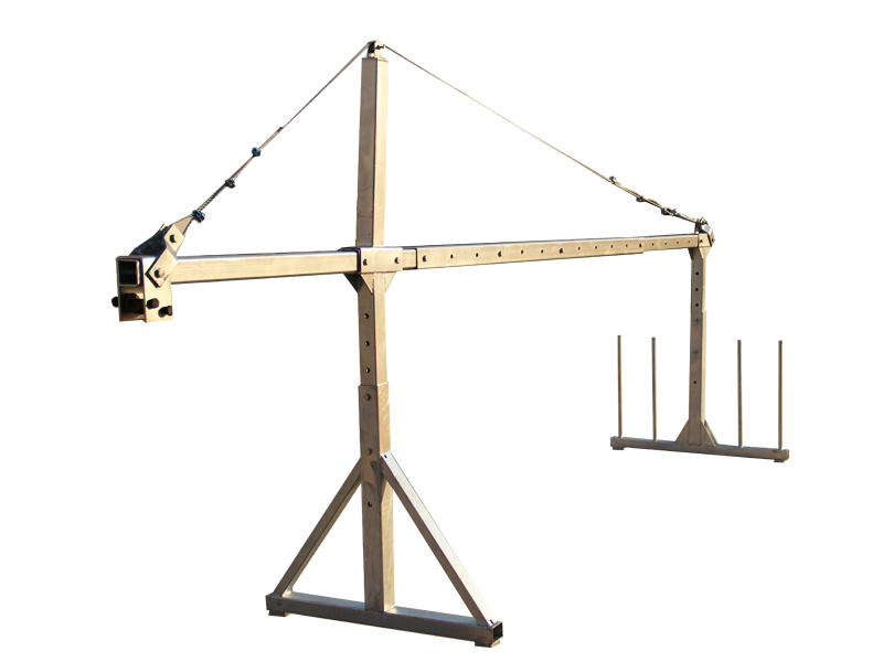 两步可以将电动吊篮的悬挂机构更坚固